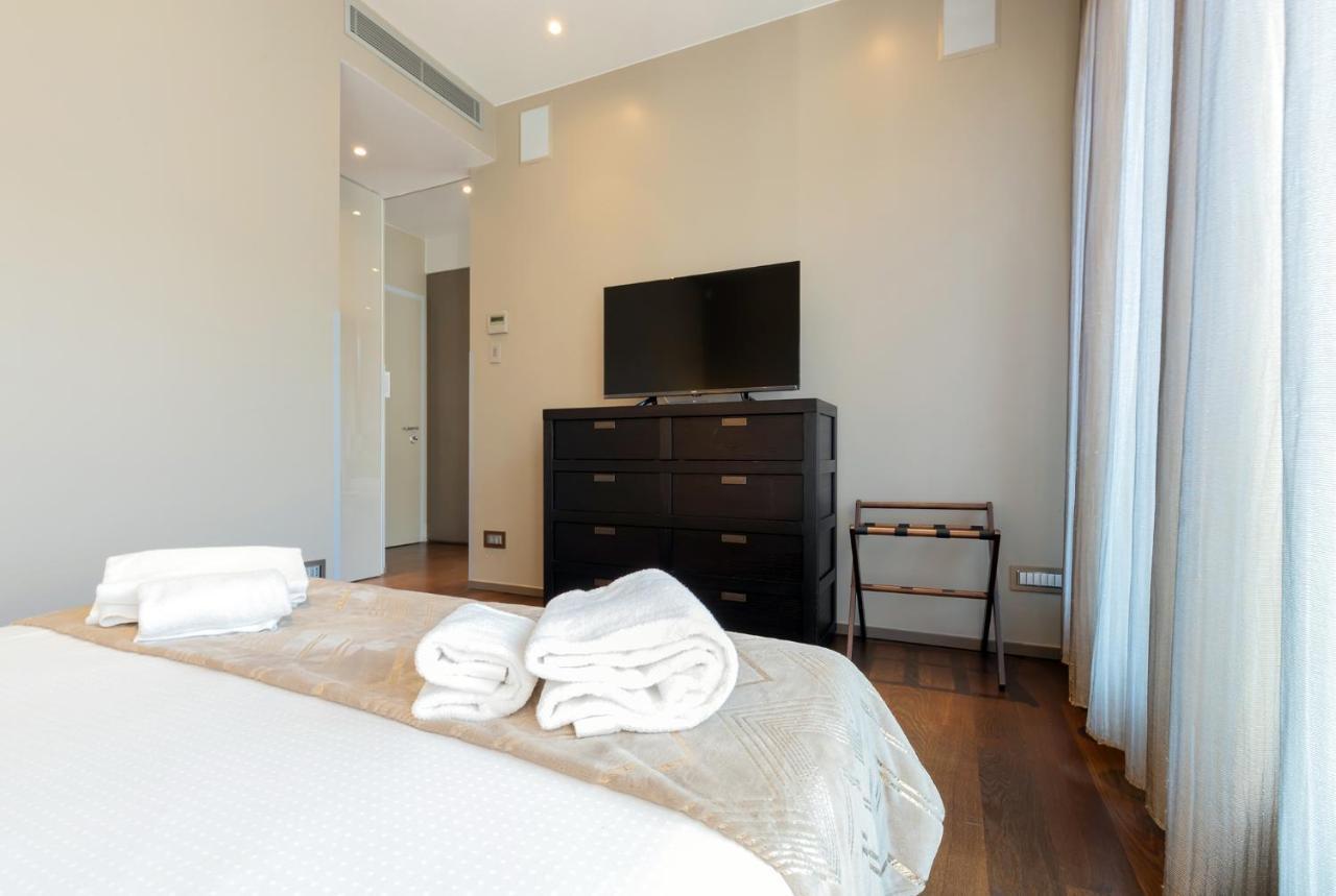 Milan Retreats Duomo Suites Milão Exterior foto