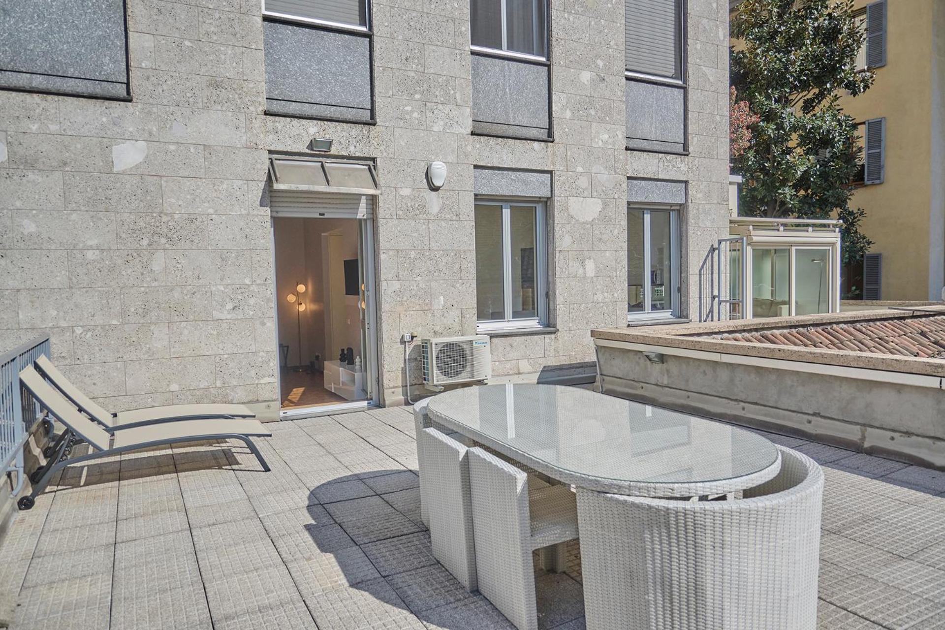 Milan Retreats Duomo Suites Milão Exterior foto